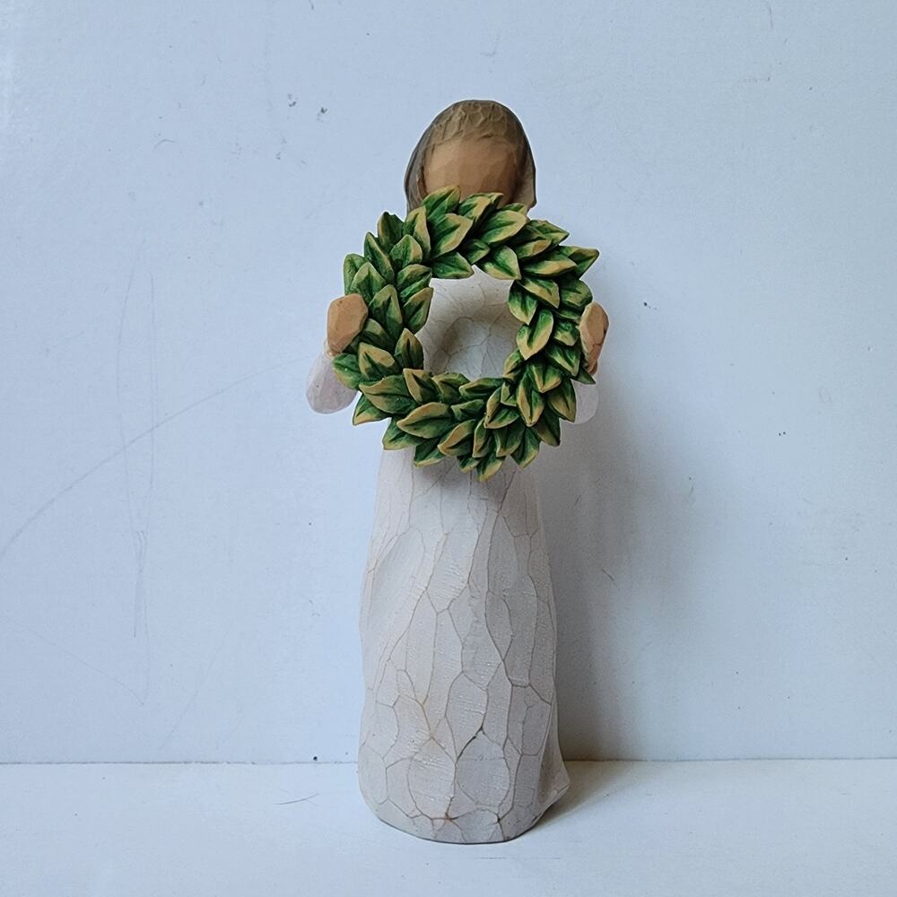 Willow Tree Magnolia Figurine Holding Wreath 5.5" By Susan Lordi Demdaco 2017